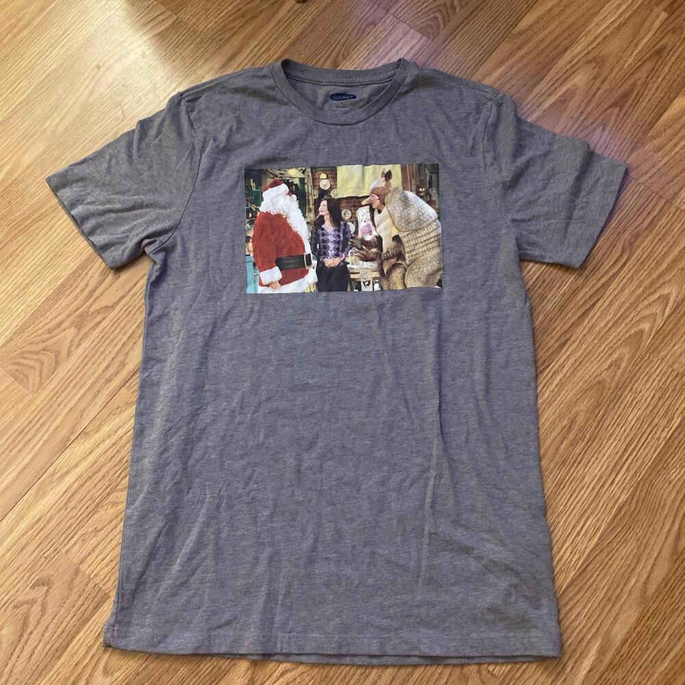 Friends Christmas T-Shirt Size Small